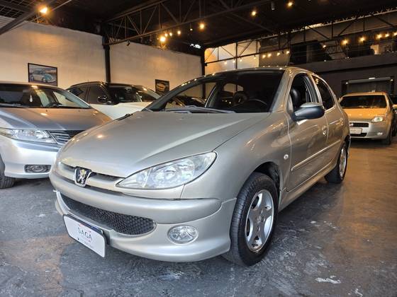 PEUGEOT 206 1.6 FELINE 16V FLEX 4P AUTOMÁTICO PEUGEOT 206 1.6 FELINE 16V FLEX 4P AUTOMÁTICO